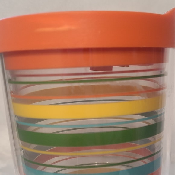 Tervis Fiestaware Tumbler With Lid - Picture 9 of 9